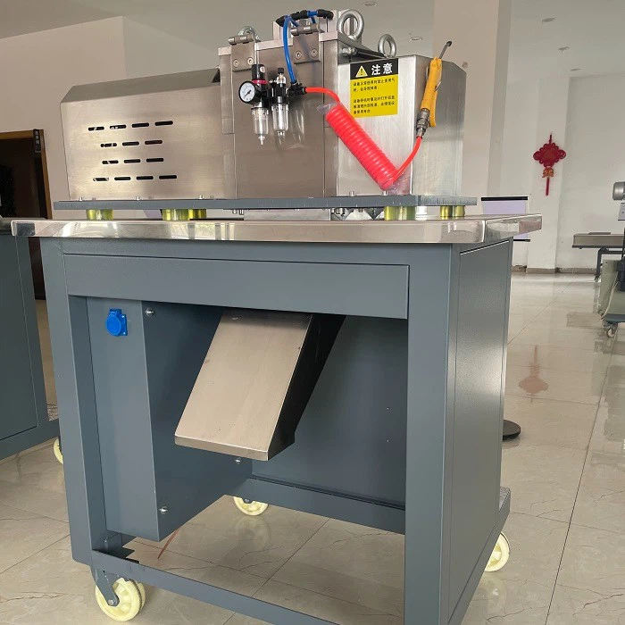 e2ad82525712317f02616b457277b59